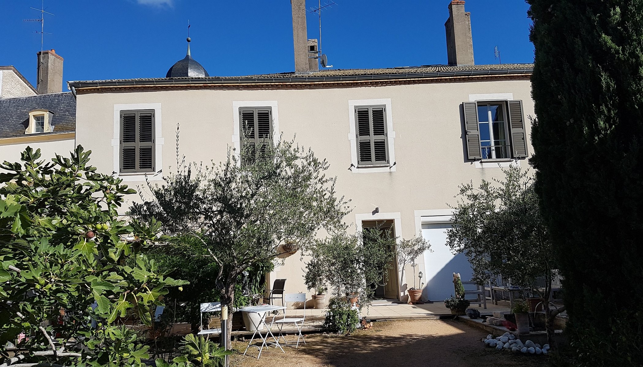 le clos des oliviers, Chambre d'Hôtes à Paray-le-Monial