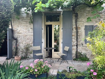 Maison Provençale Chambre 1, Chambre d'Hôtes à Lapalud