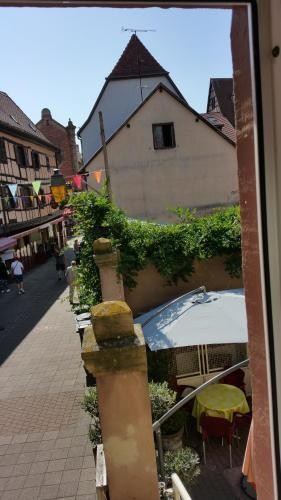 La Cour Des Hôtes, Chambre d'Hôtes à Obernai