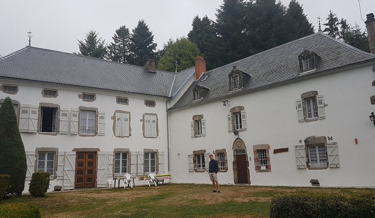 Domaine de La vervialle, Chambre d'Hôtes à Lamazière-Haute