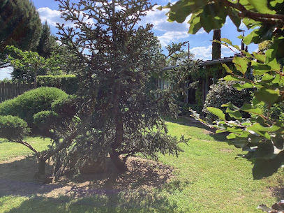 Gîte Atypique L'atelier À Lorris Loiret, Location De Vacances à Lorris
