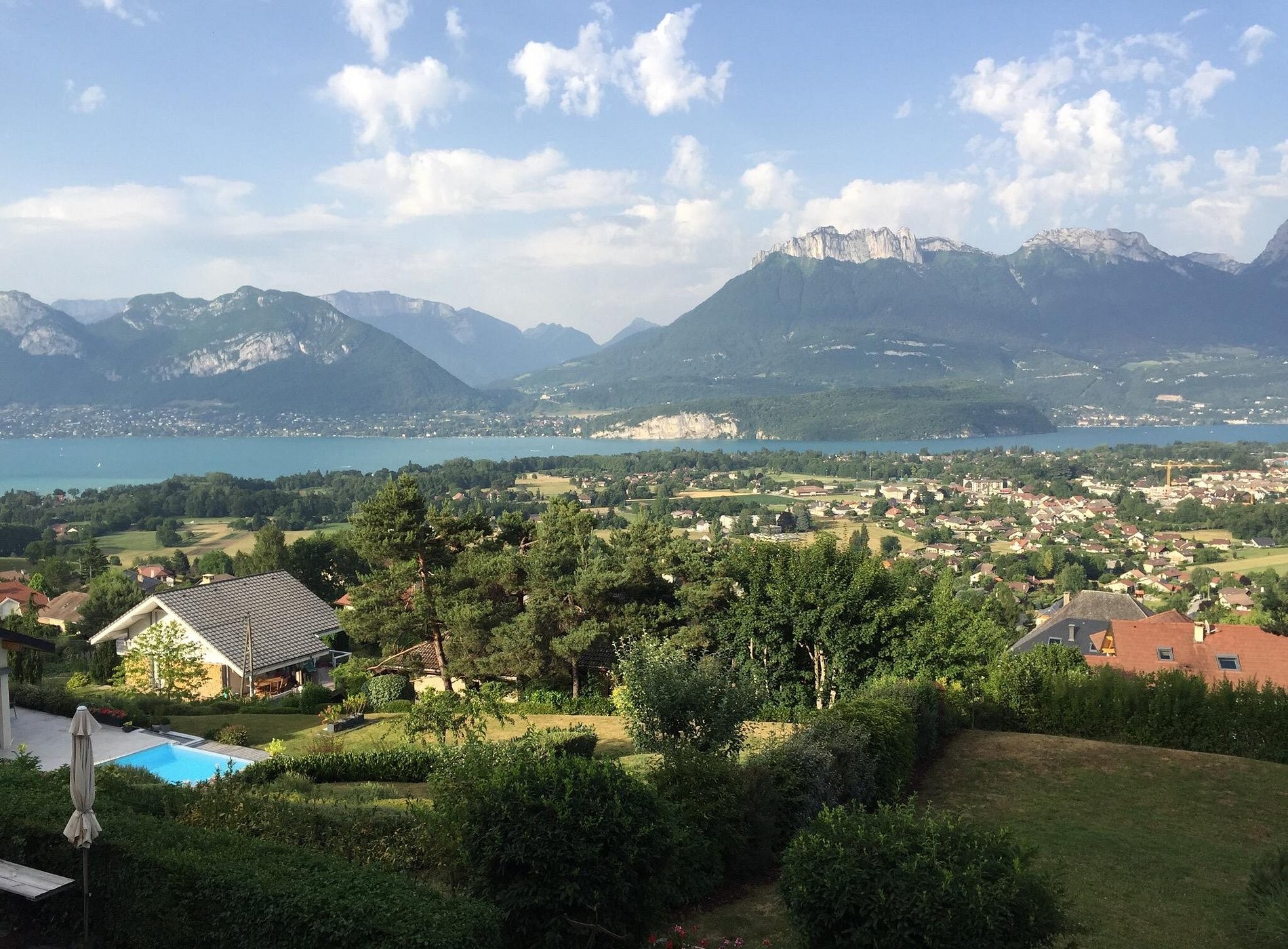 La Maison des Pins, Chambre d'Hôtes à Saint-Jorioz