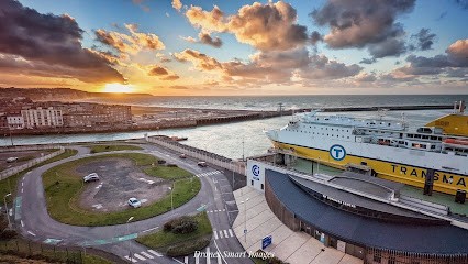 Location Vacances Les Terrasses VUE MER, Location de Vacances à Petit-Caux