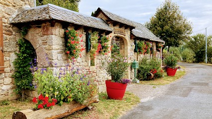 Gîte Lo Soulenquo Sur Le GR 65, Chambre d'Hôtes à Golinhac