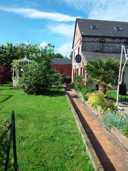 Le Jardin Des Lilas, Chambre d'Hôtes à Néville