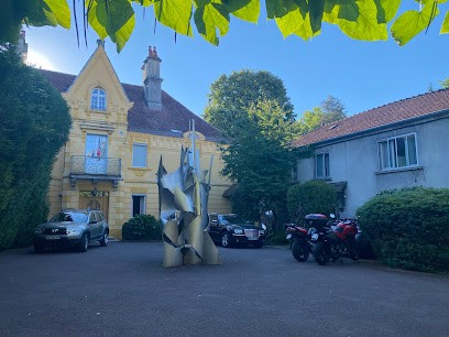 Villa Des Capucins, Chambre d'Hôtes à Luxeuil-les-Bains