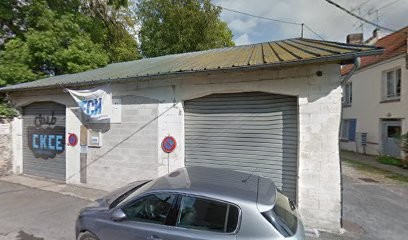 Au Manoir de la Tour, Chambre d'Hôtes à Coulommiers