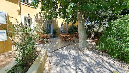 Les Chambres Du Chateau De Fenestrelle, Chambre d'Hôtes à Aubagne