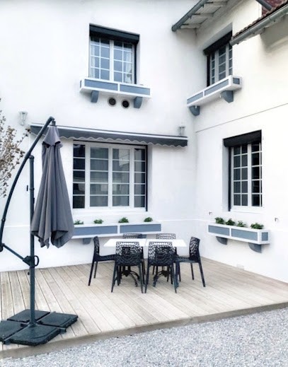 LA BIGOURDANE-GERDE, Maison d'Hôtes à Gerde