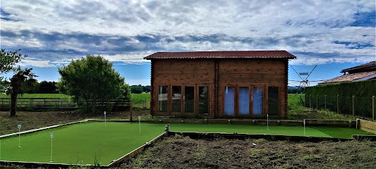 Golf'inn Saubusse Landes - Location De Vacances Premium 5 étoiles Pour Golfeurs, Avec Spa, Putting Green De 6 Trous Et Simulateur De Golf TRACKMAN, Location de Vacances à Saubusse