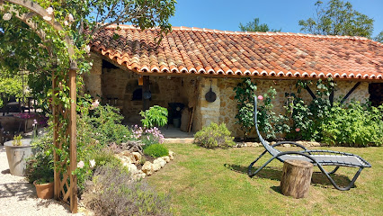 Lpc Dordogne Holidays - Gite & Couples Retreat Located In The Enchanting Dordogne, South West France, Location De Vacances à Lussas-et-Nontronneau