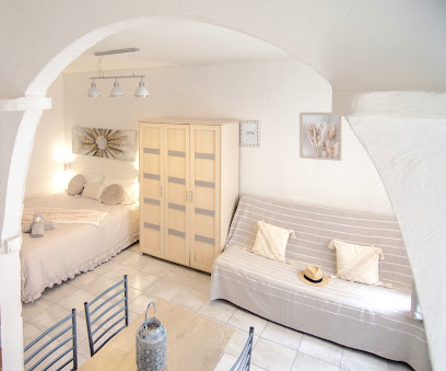 Location Vacances Juan Les Pins À 5Mn Des Plages - Appartement 32M² - Locatonyc Location De Vacances à Antibes