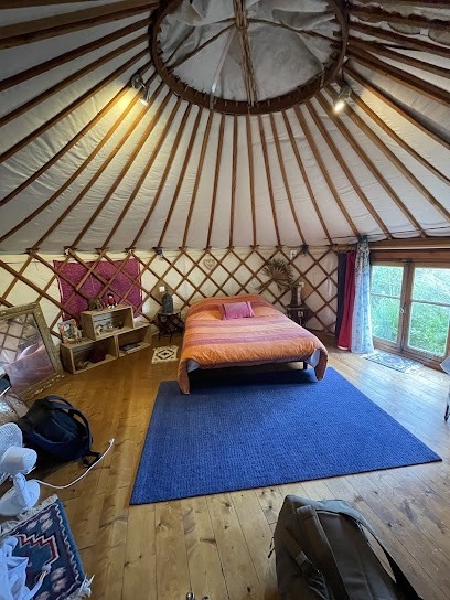 Les Yourtes d'Hôtes, Location de Vacances à Plouguiel