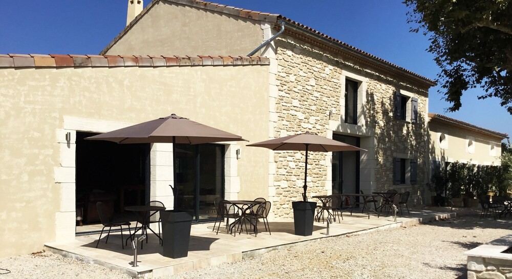 Mas De Nonin, Chambre d'Hôtes à Noves