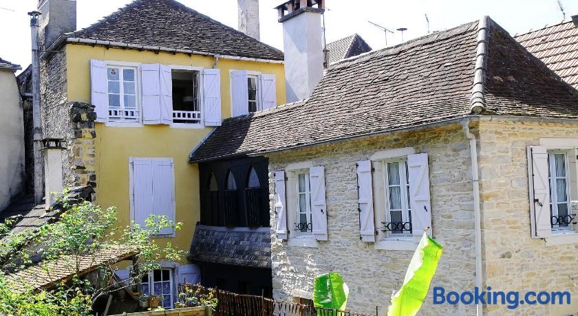Le Relais du Jacquet: location chambre d'hôtes gîte hébergement Navarrenx, Chambre d'Hôtes à Navarrenx