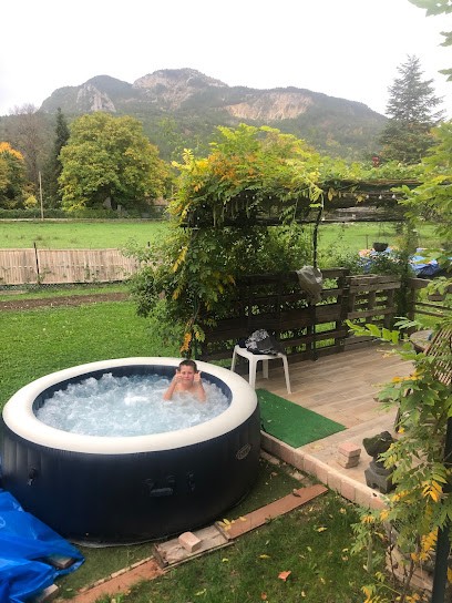 Gîte et chambres d’hôtes La Villa Provençale, Maison d'Hôtes à La Motte-Chalancon