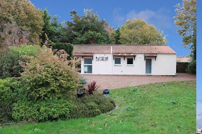 Aux Portes Du Grand Bleu, Chambre d'Hôtes à Grosbreuil