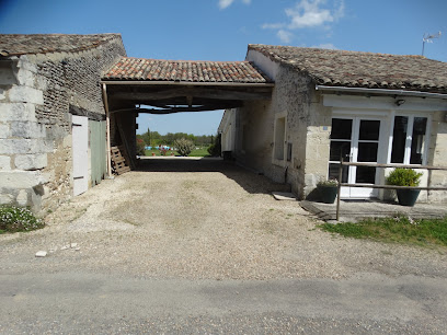 La Galerie & La Petite Grange, Location De Vacances à Lorignac