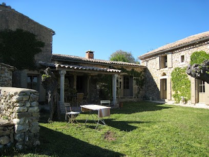 Mas Du Moutet, Chambre d'Hôtes à La Capelle-et-Masmolène