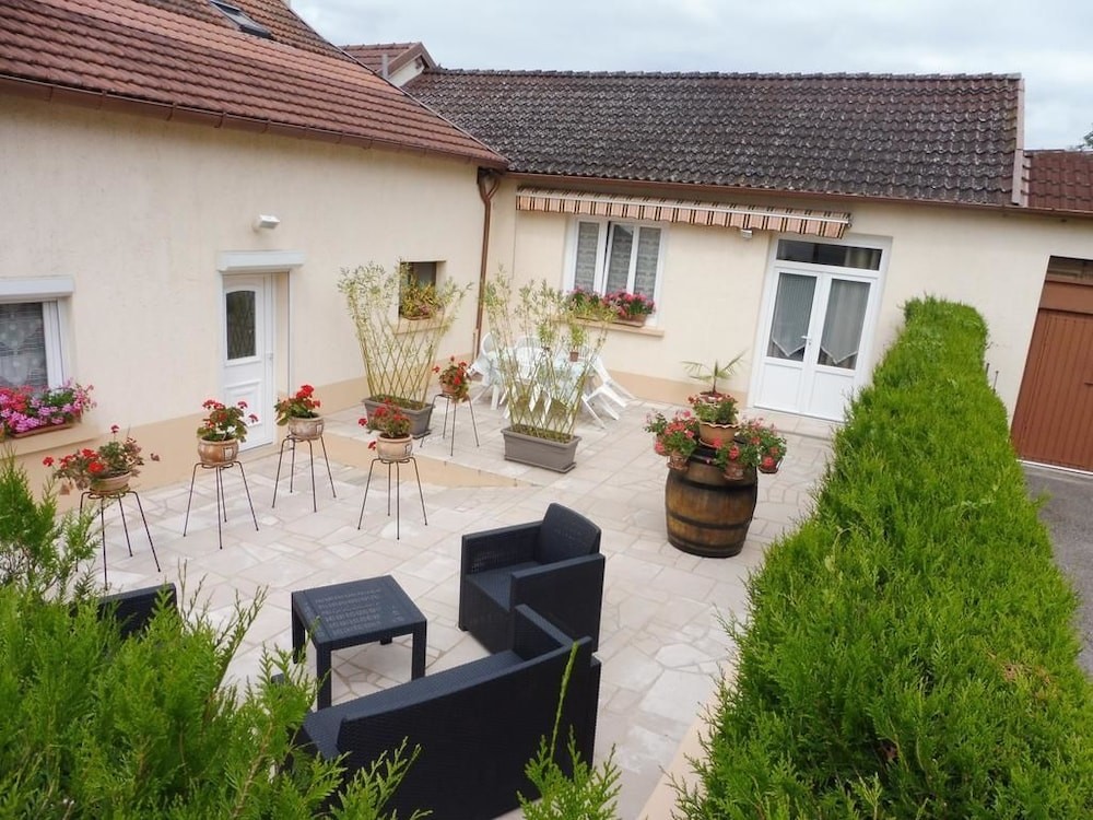 Chambres d'hôte au pied du cognelot, Chambre d'Hôtes à Chalindrey