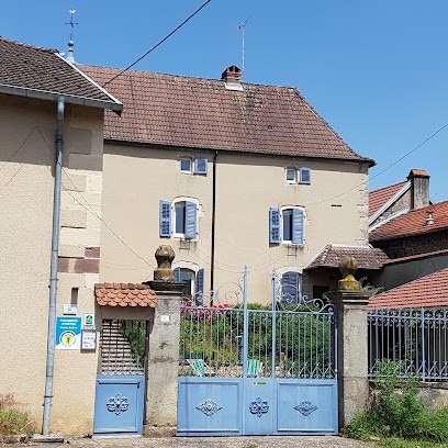 Chambres d'hôtes La Grange Des Roches Roses, bed and breakfast, Chambre d'Hôtes à Anchenoncourt-et-Chazel