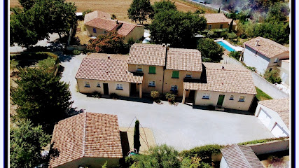 Gîtes Mas Saint André, Location De Vacances à l' Escale