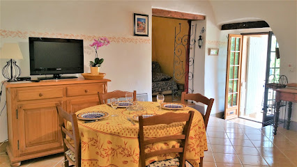 Gîte Appartement Entre Aix En Pce-Marseille, Location De Vacances à Bouc-Bel-Air