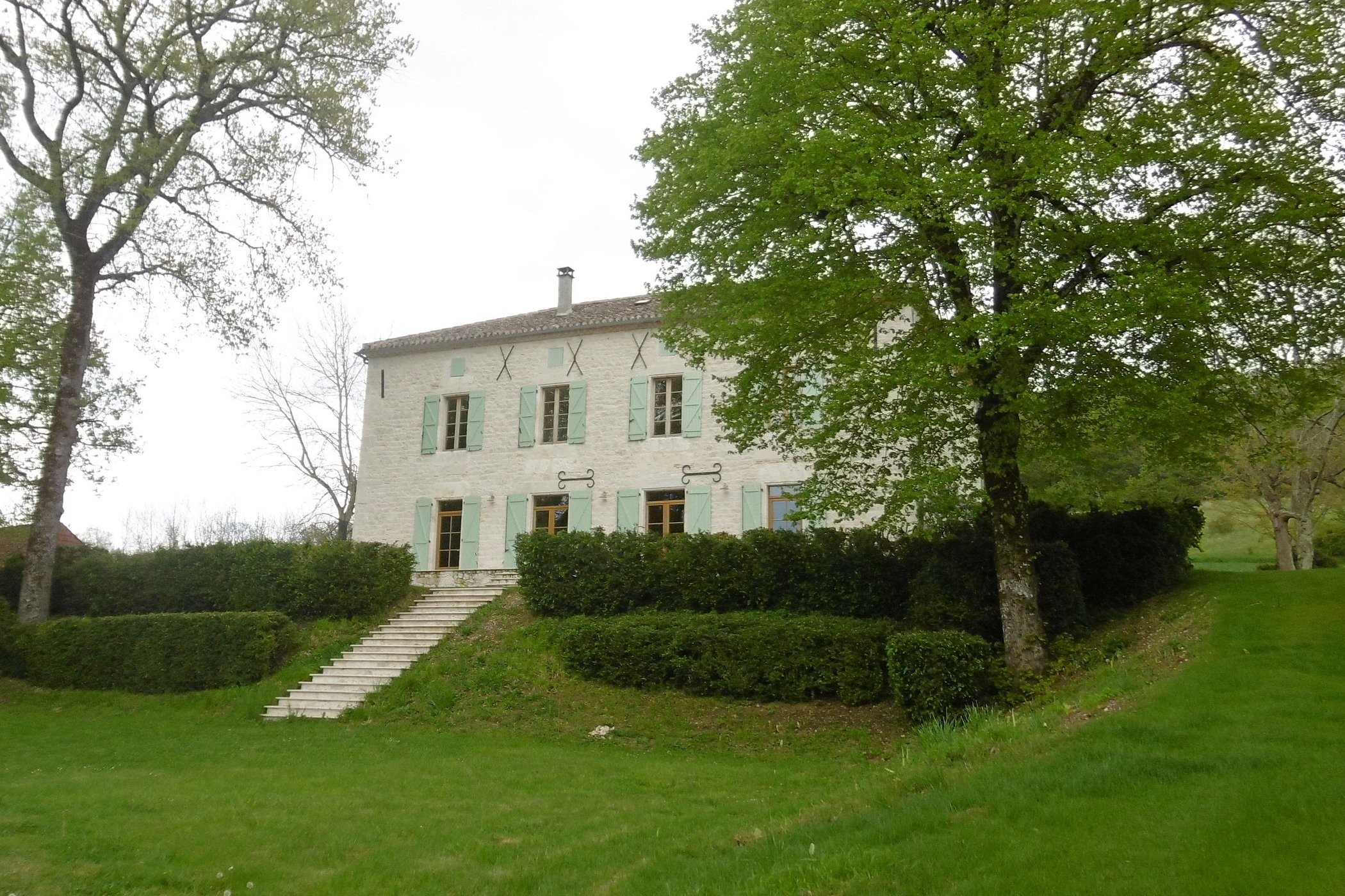 Laborde Neuve Gite & Chambres d’Hôtes, Chambre d'Hôtes à Montcuq-en-Quercy-Blanc