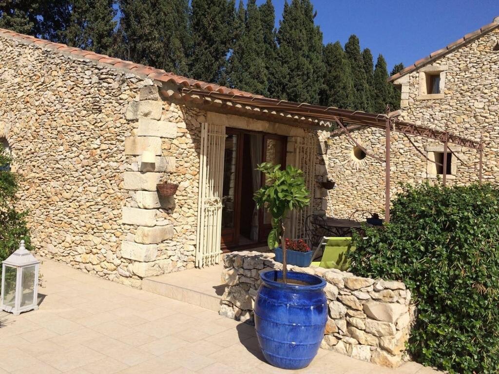 Le Mas Des Chutes-Maison D'hôtes De Charme-Saint Rémy De Provence, Chambre d'Hôtes à Graveson