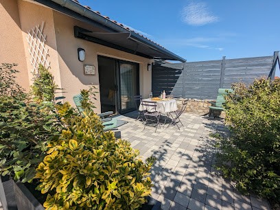 Chambre D'hôtes Pré Du Barno Saint-Thomas-la-Garde, Chambre d'Hôtes à Saint-Thomas-la-Garde