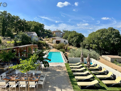 Le Quartier, Location De Vacances à Banne