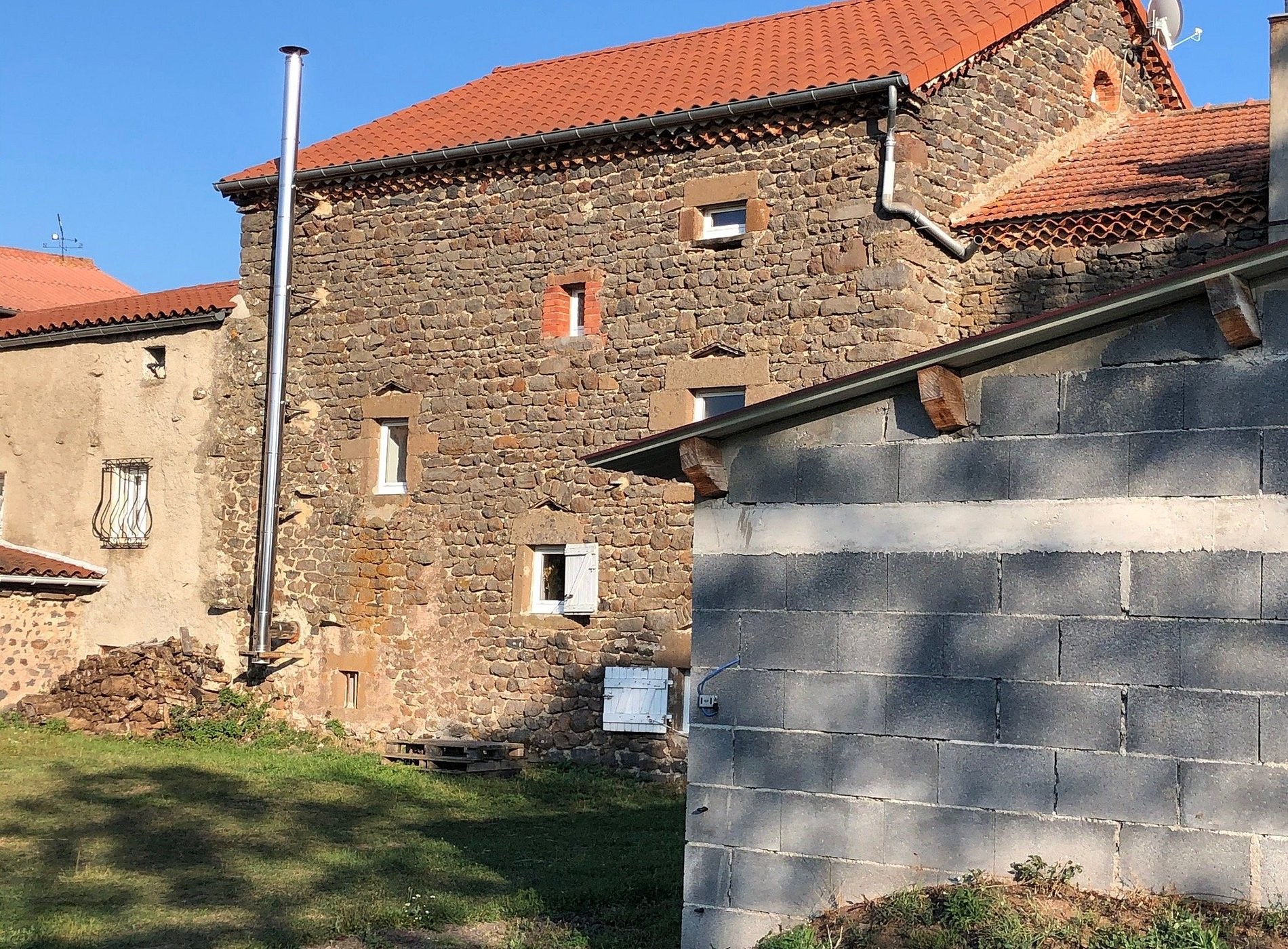Rg Relais de la Garde, Maison d'Hôtes à Siaugues-Sainte-Marie
