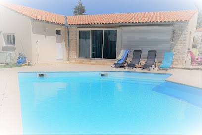 Gîte Du Midi, Location de Vacances à Saint-Porchaire