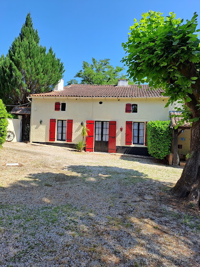 Les Quatre Chenes, Location De Vacances au Fleix