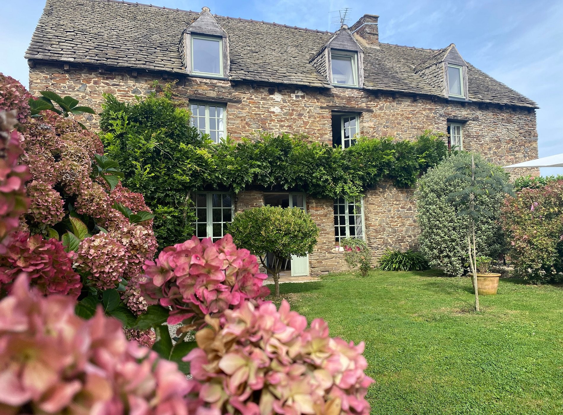La Clef Du Four, Chambre d'Hôtes à Plesder