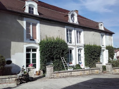 Chambres d'hôtes La Fromagerie, Chambre d'Hôtes à Colombey les Deux Églises