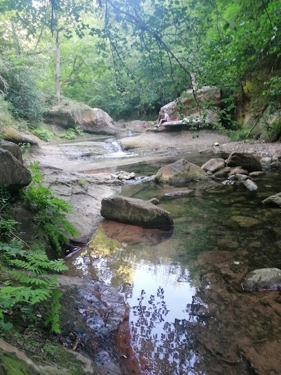 Le Valhalla, Studio Au Pied Des Thermes, Location de Vacances à Rennes-les-Bains