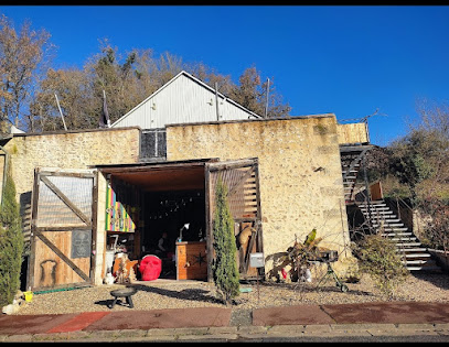 Hébergement "La Grange", Location De Vacances à Saint-Antoine-du-Rocher