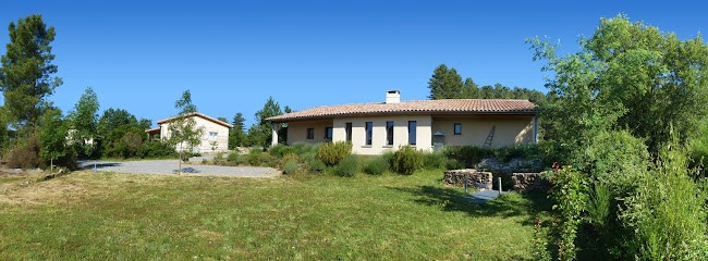 A La Petite Source 3 épis Gîte De France, Chambre d'Hôtes à Tauriers