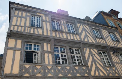 Marnie & Mister H, Chambre d'Hôtes à Rennes