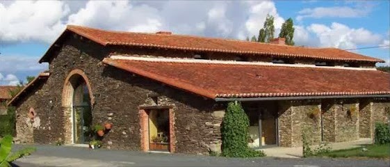 Parfum D'ici Et D'ailleurs, Chambre d'Hôtes à Sèvremoine