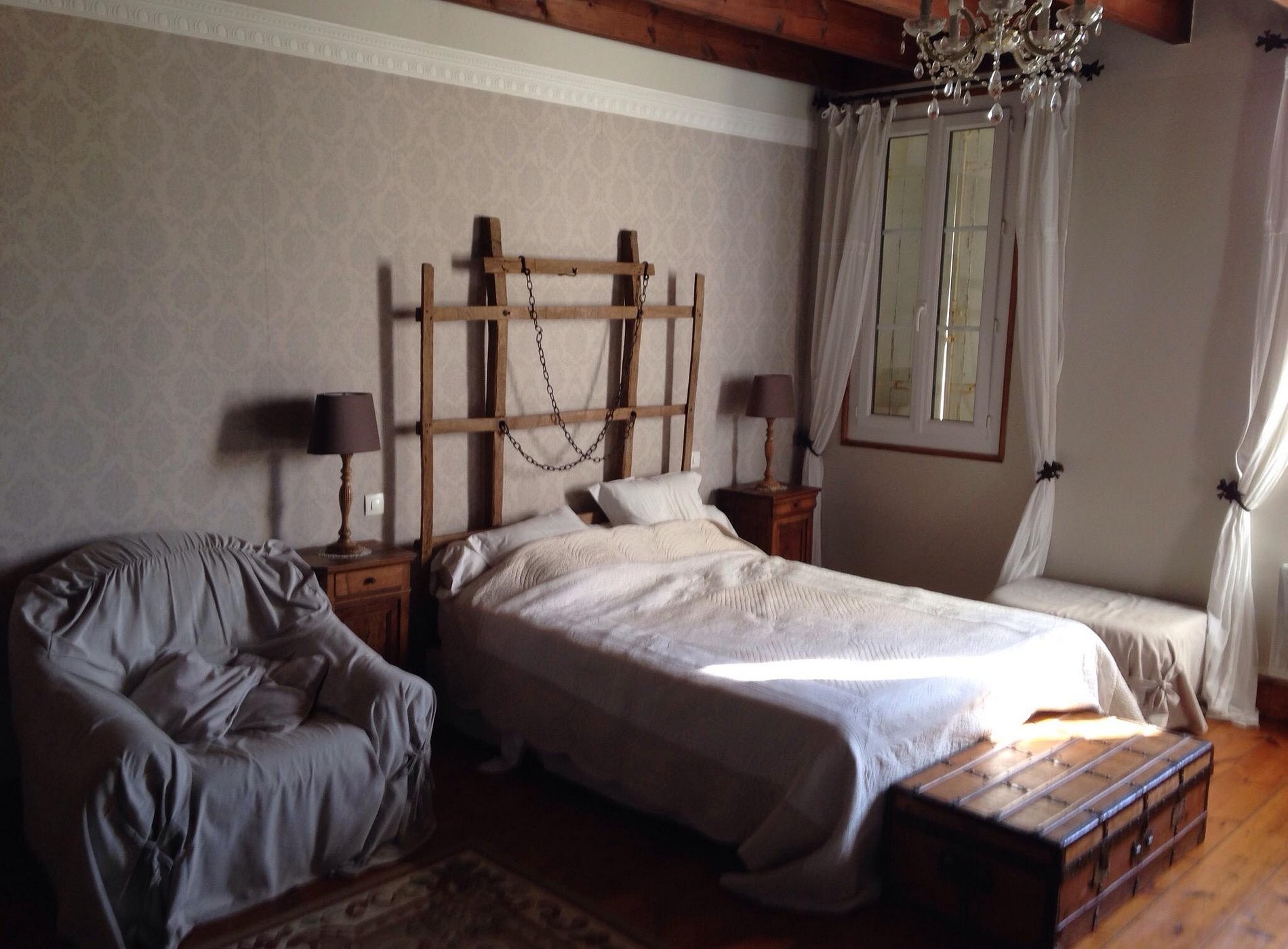 Au Domaine du Chai, Chambre d'Hôtes à Génissac