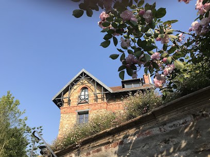 Villa de la Terrasse / Châtenay-Malabry, Chambre d'Hôtes à Châtenay-Malabry