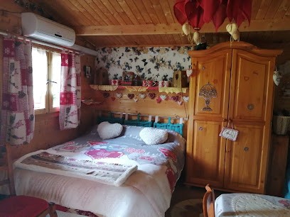 Le petit chalet du vernon, Chambre d'Hôtes à La Chapelotte