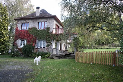 VILLA ITHAQUE, Maison d'Hôtes à Esterre