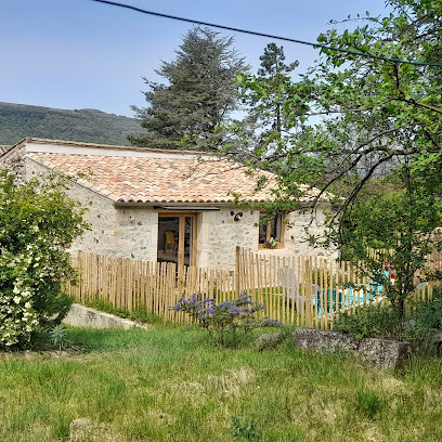 La Grange Du Serre, Location De Vacances à Saint-Vincent-de-Barrès