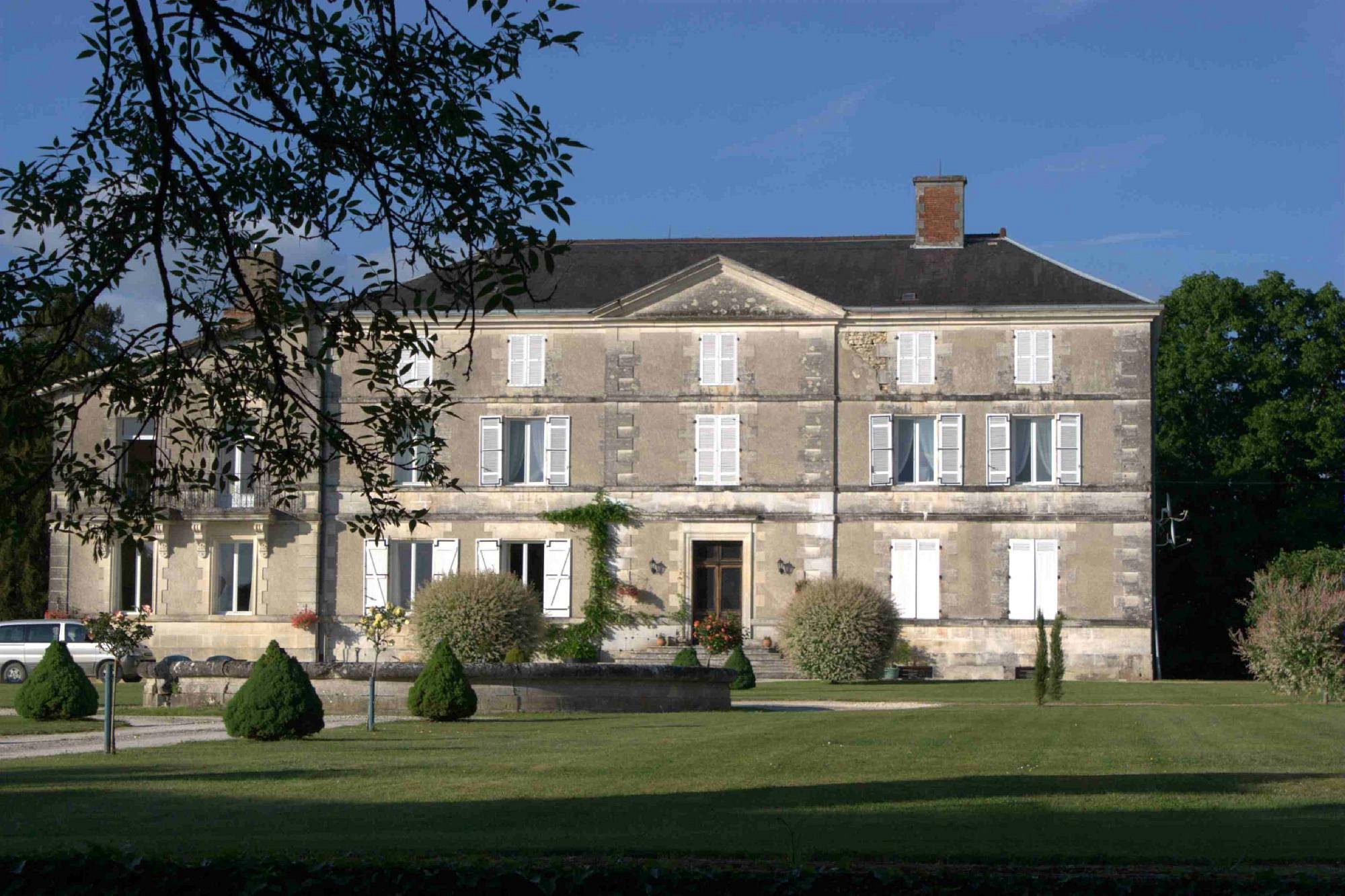 Phillips Christine, Chambre D'hôtes à Brantôme en Périgord