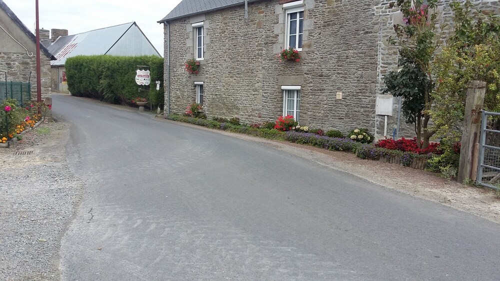 B & B La Ferme de la Ruette, Chambre d'Hôtes à Courtils