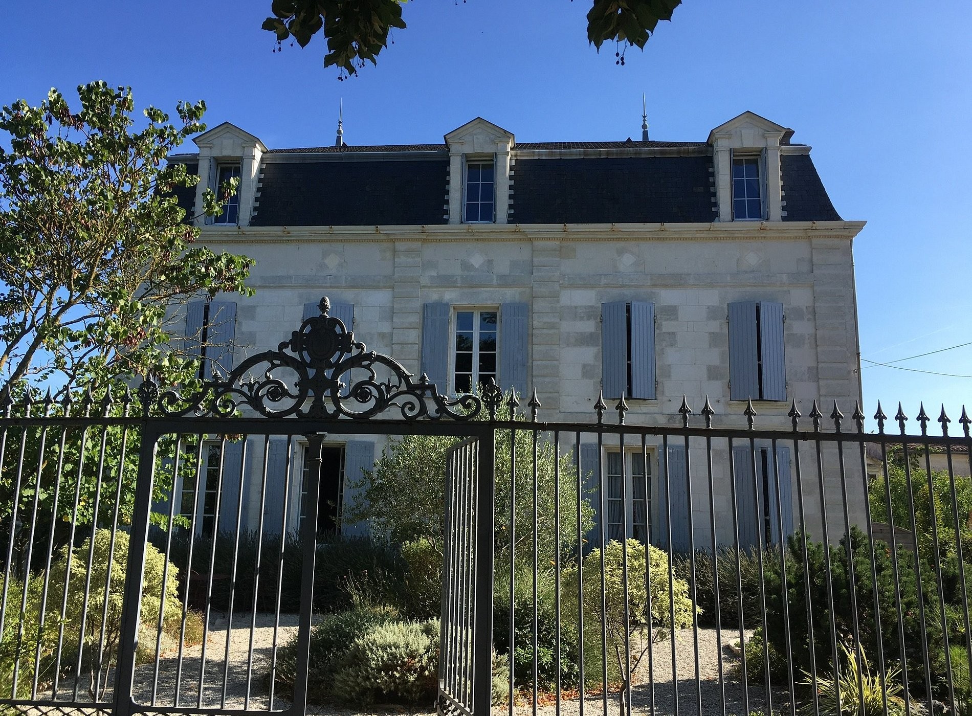 Domaine de Berthegille: BandB Location Chambres d'hôtes-gite avec piscine à Oléron, Royan, séjour vacances en Charente Maritime, Chambre d'Hôtes à Sablonceaux
