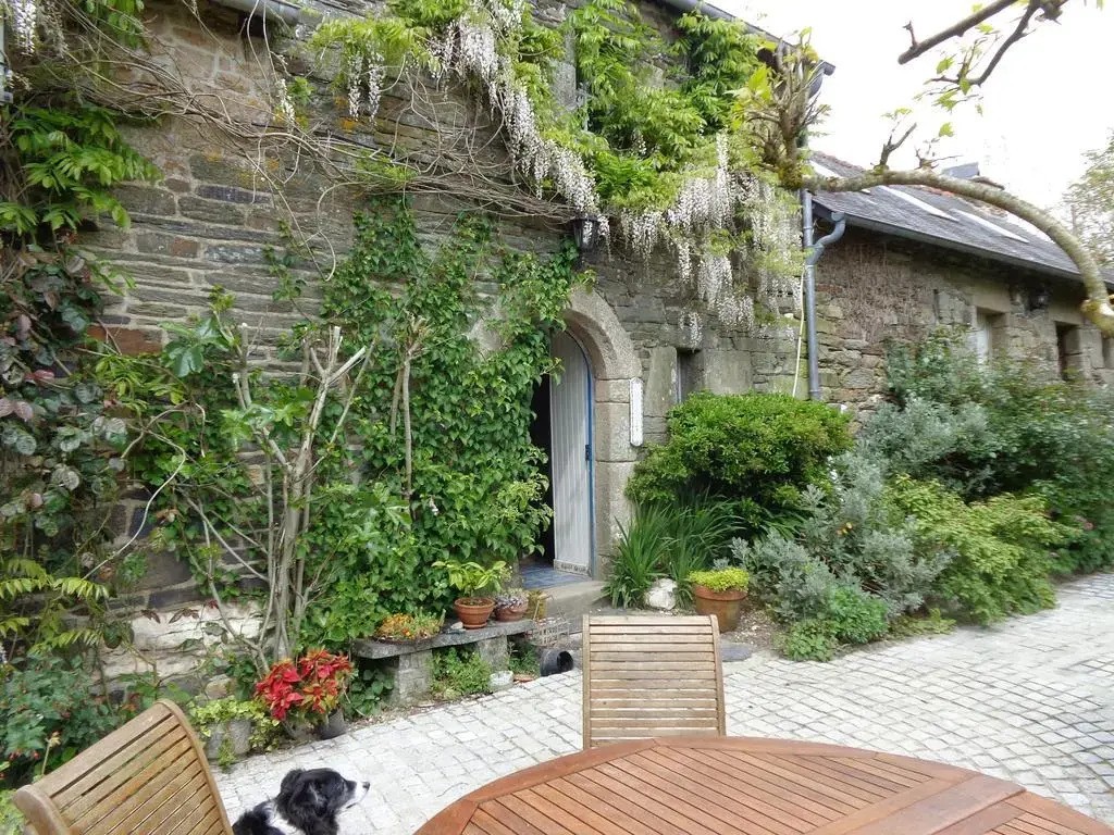 Minguen, Chambre d'Hôtes à Glomel